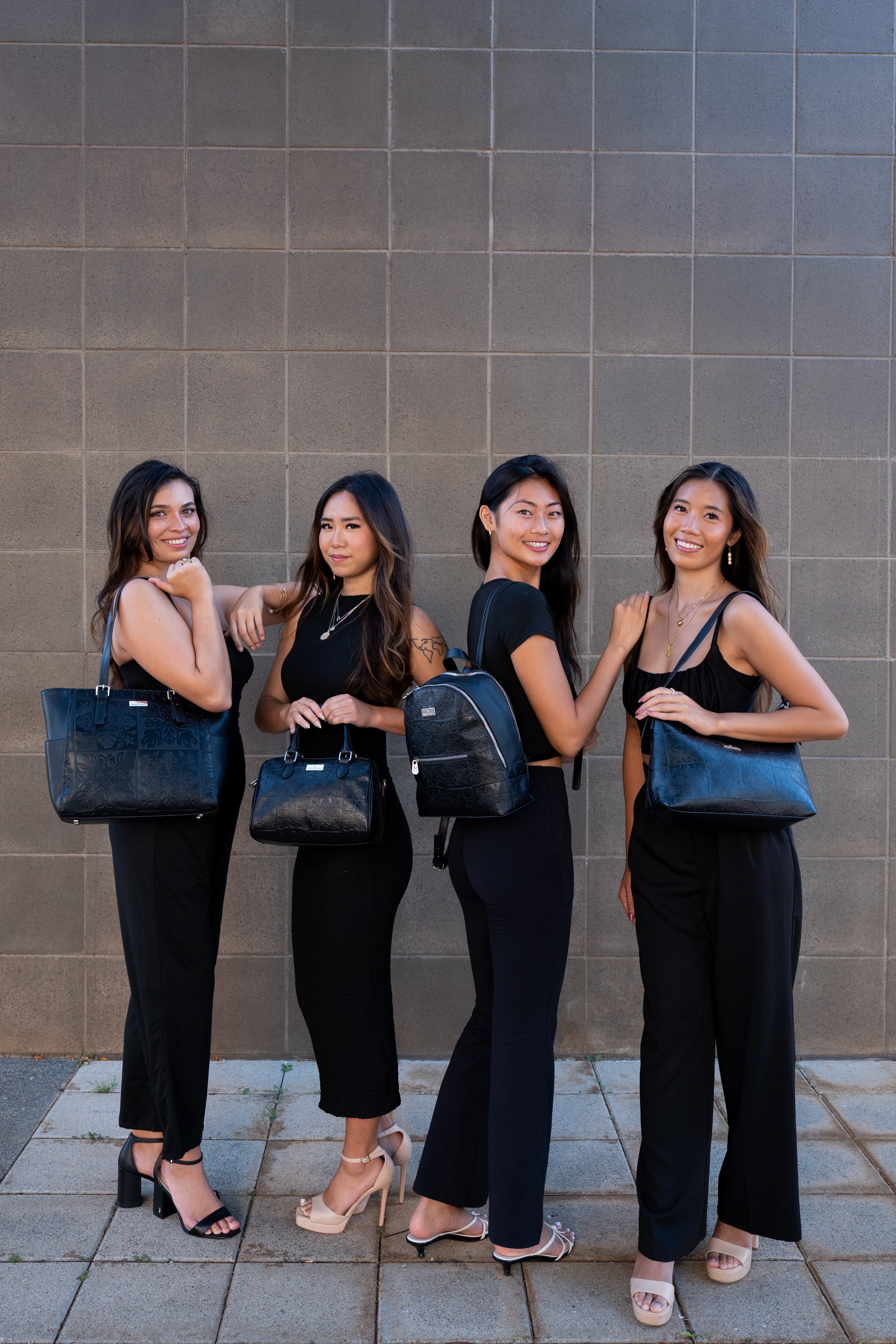 Quilt Embossed Black