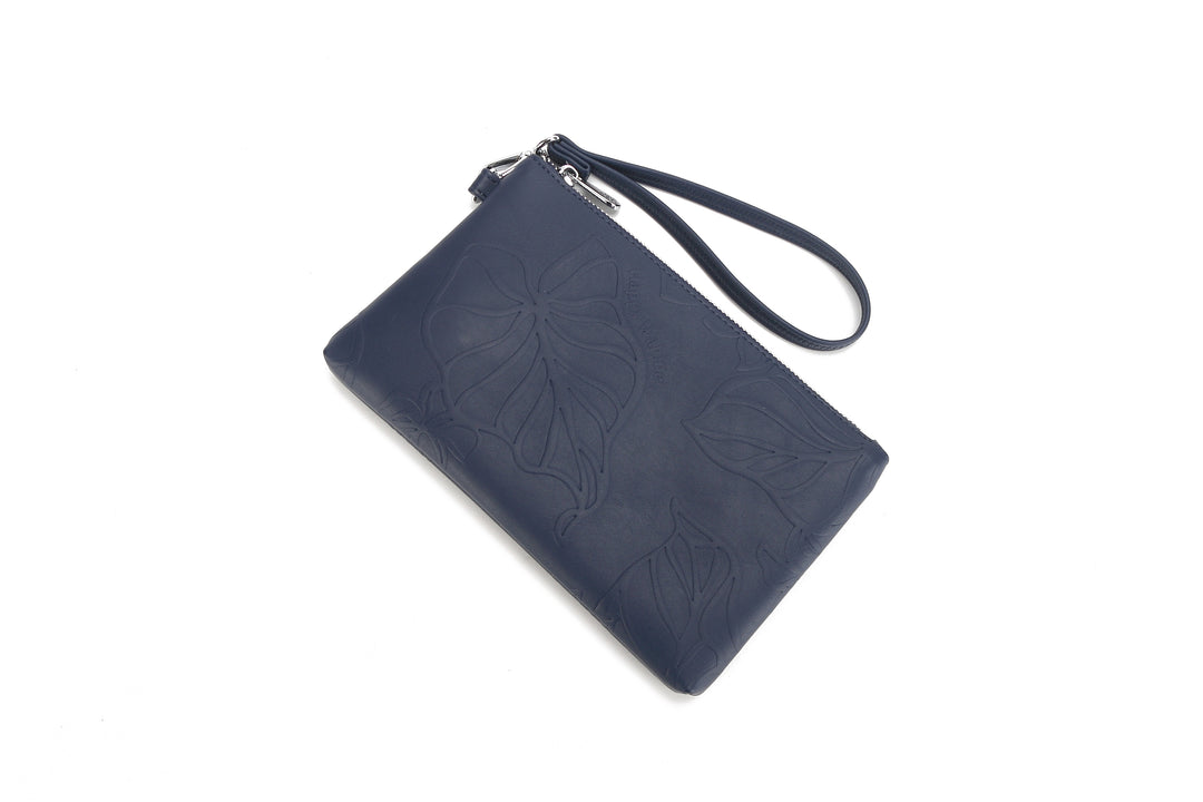 Wristlet Melody Kalo Embossed Navy