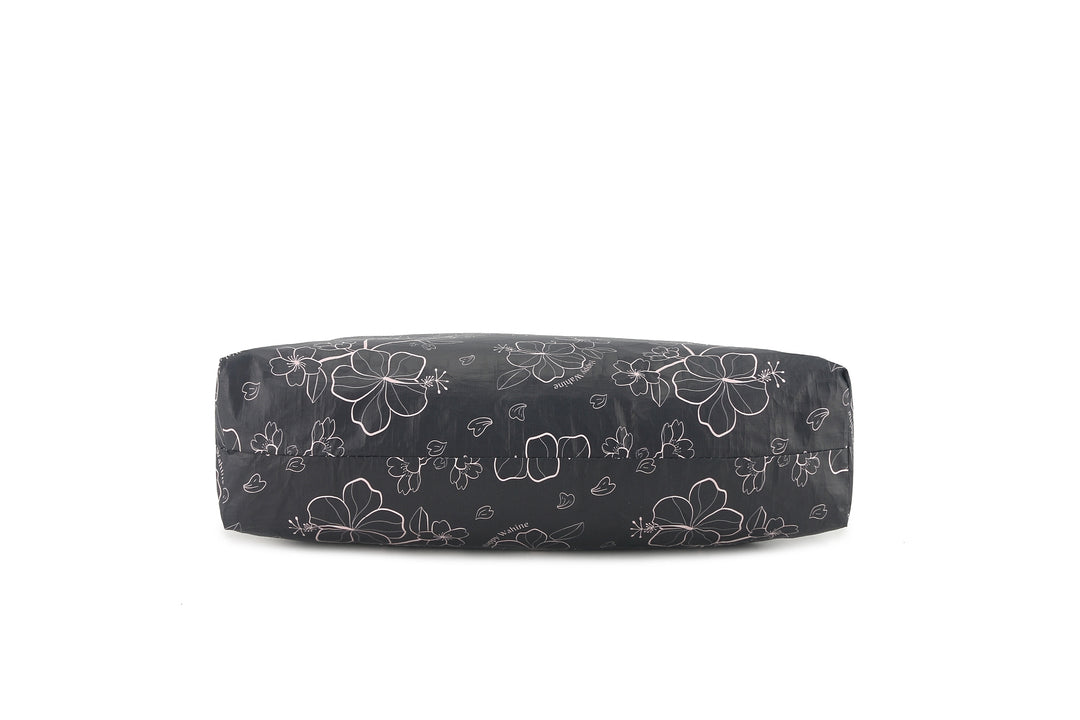 Wai Wai Pouch Medium Sakura Black