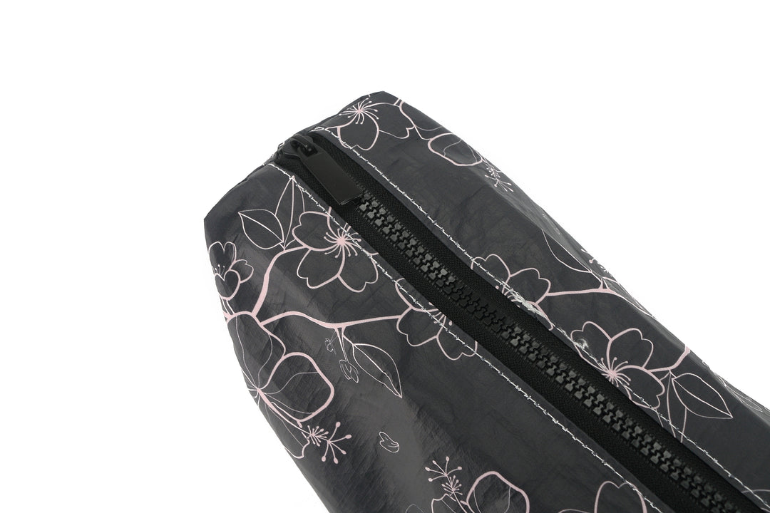 Wai Wai Pouch Large Sakura Black