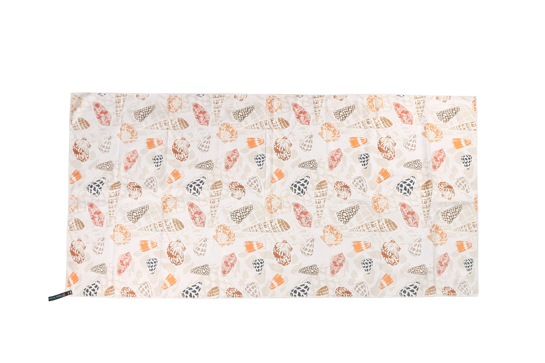 Beach Towel Reversible Cone Shells White