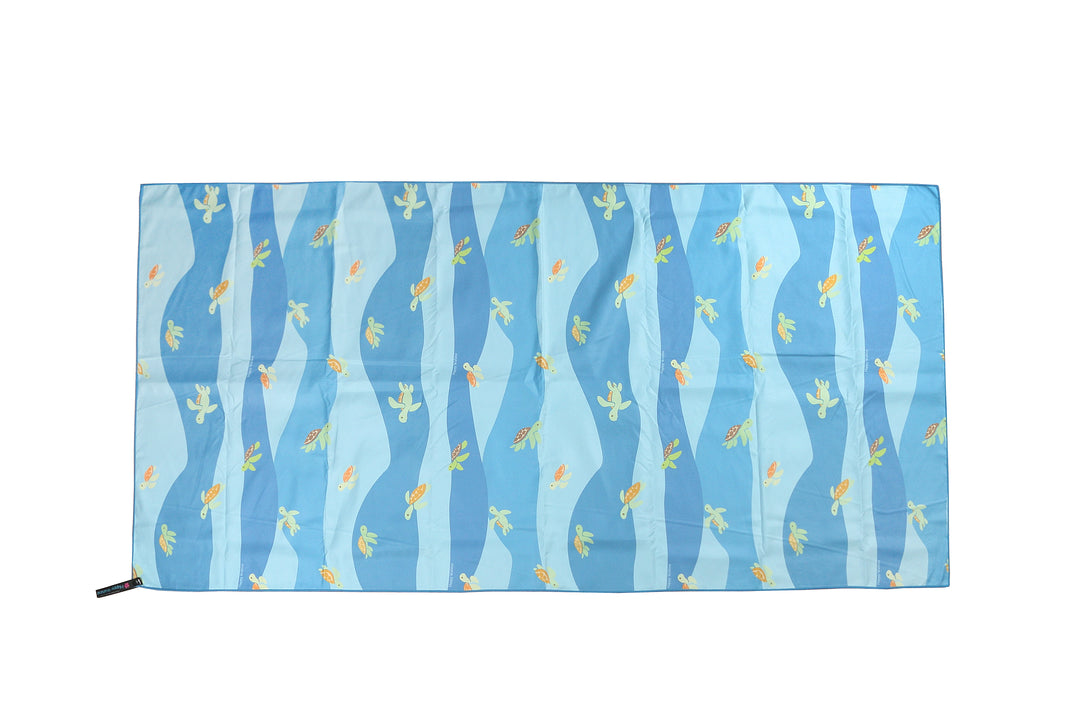 Beach Towel Reversible Aloha Turtles Blue