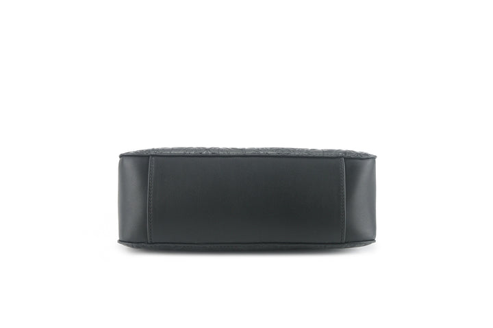 Crossbody Brittney Quilt Black Embossed