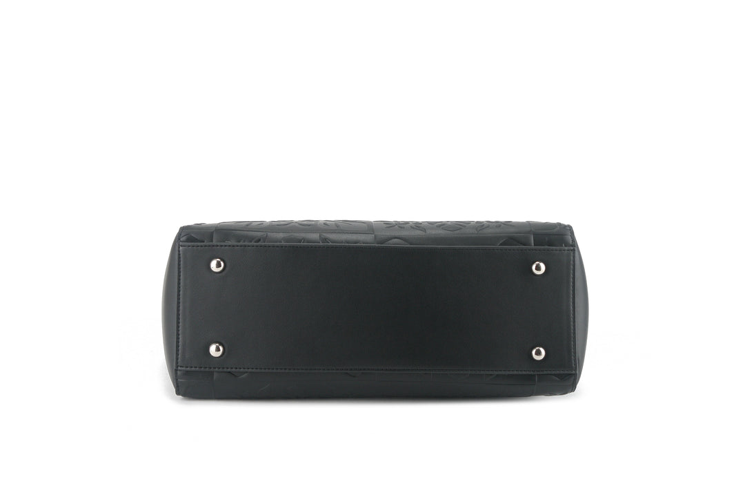 Tote Elizabeth Quilt Black Embossed