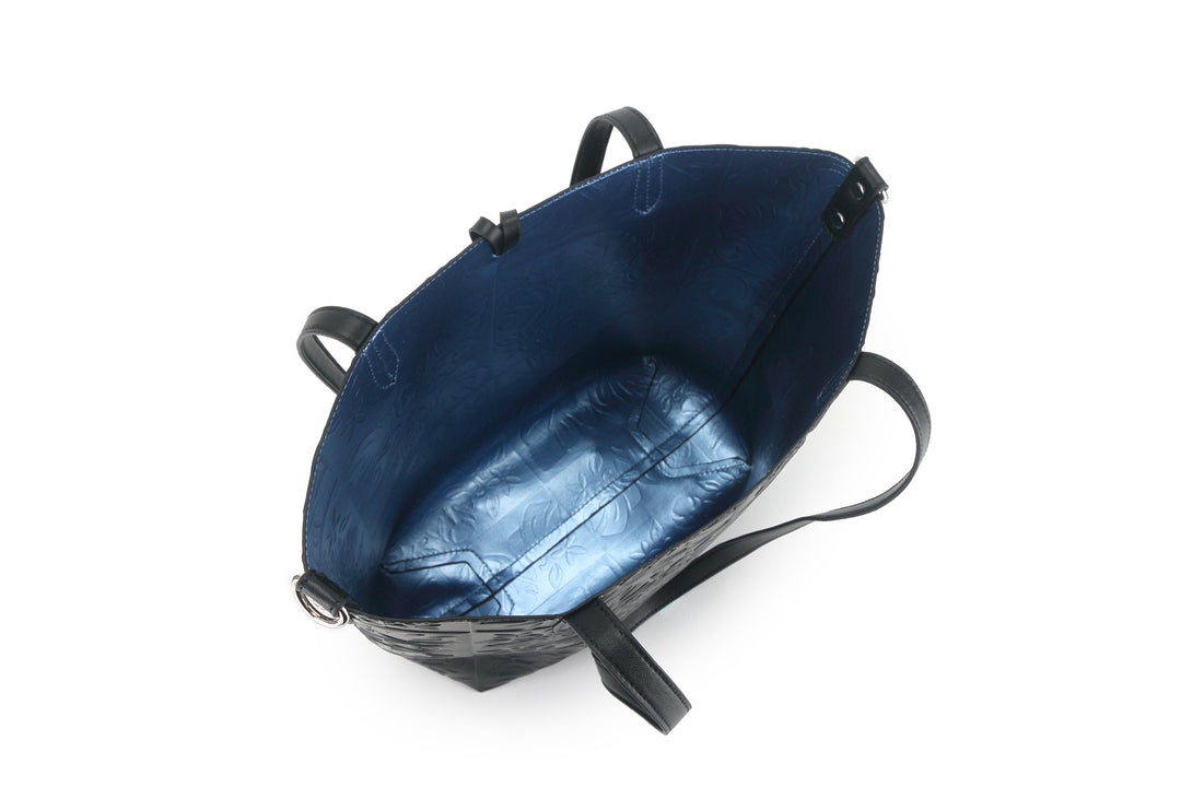 Reversible Tote Nancy Small Quilt Black Embossed