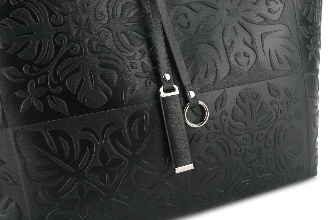 Reversible Tote Nancy Large Quilt Black Embossed