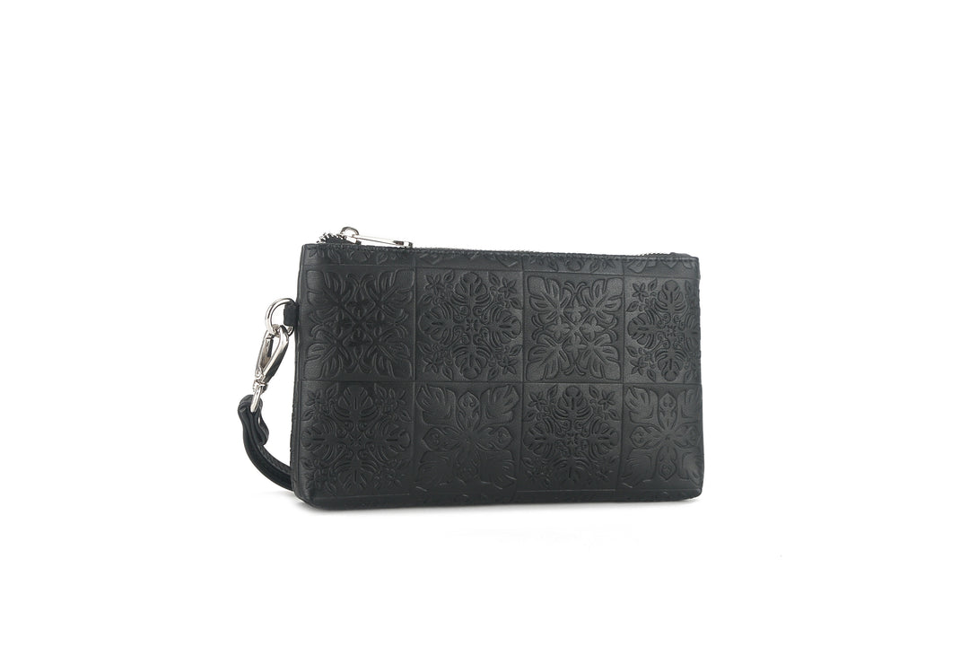 Wristlet Melody Quilt Embossed Black