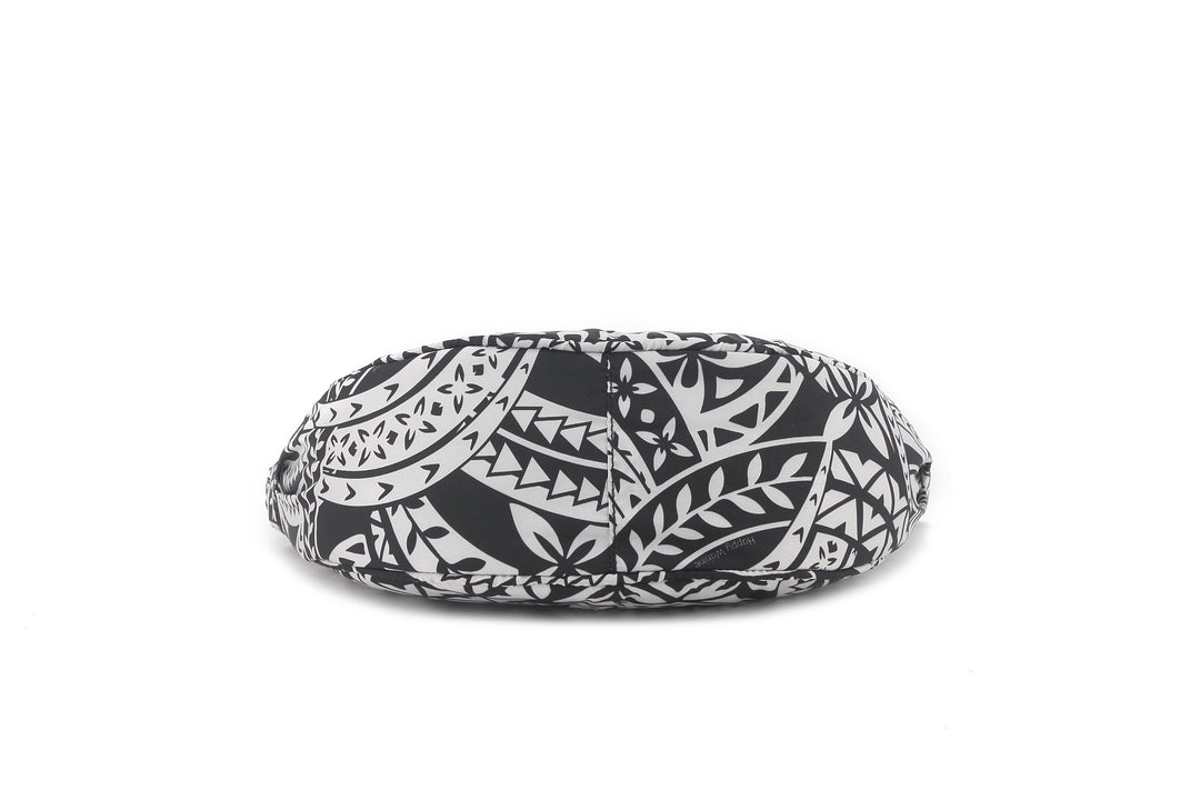 Crossbody Moon Bag Tapa Black