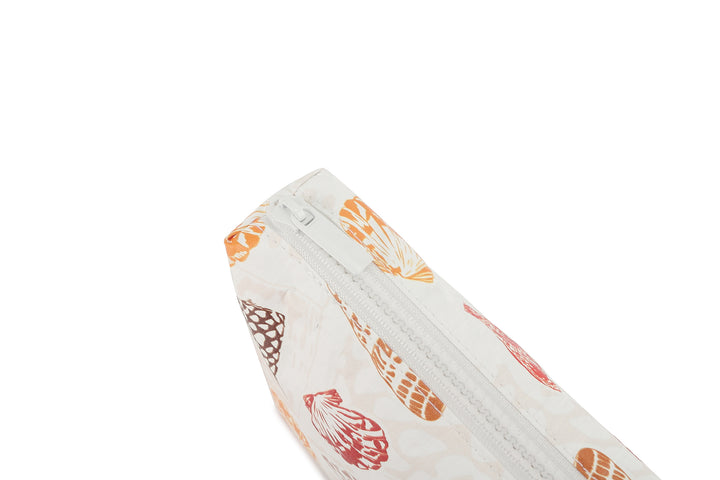 Wai Wai Pouch Small Cone Shells White