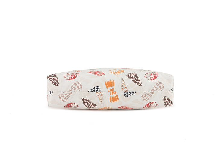 Wai Wai Pouch Medium Cone Shells White