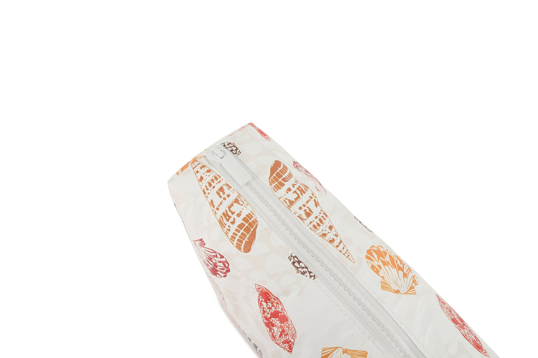 Wai Wai Pouch Medium Cone Shells White