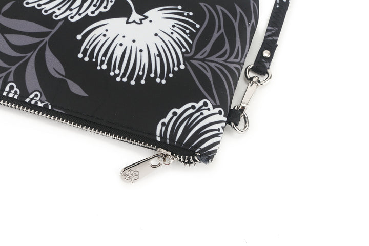 Wristlet Melody Ke'olu Lehua Black