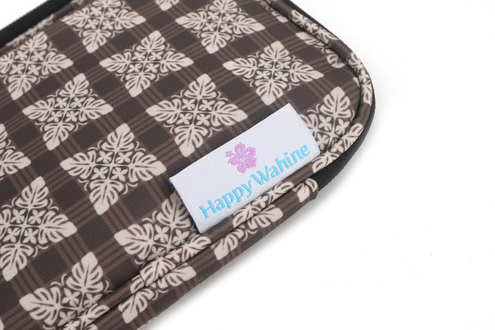 Tech Organizer Quilt Palaka Brown