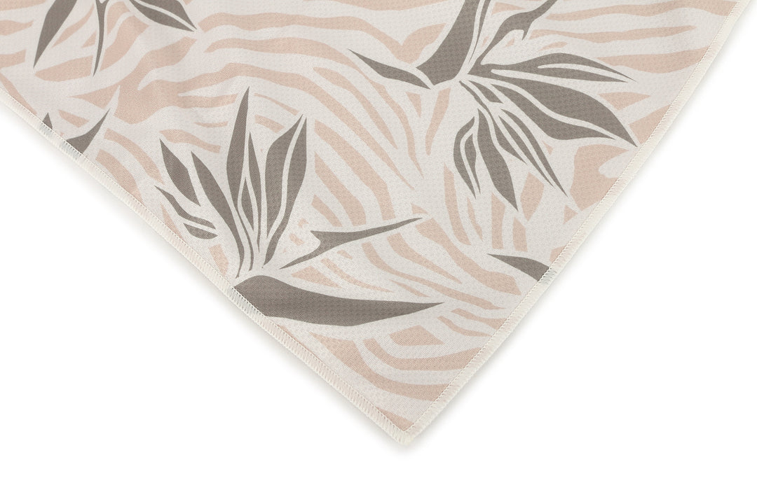 Cool Towel Bird of Paradise Zebra Beige