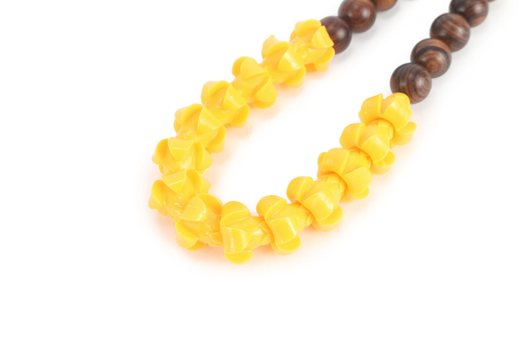 Lei Deco Charm 1-std Yellow Puakenikeni Wood Bead