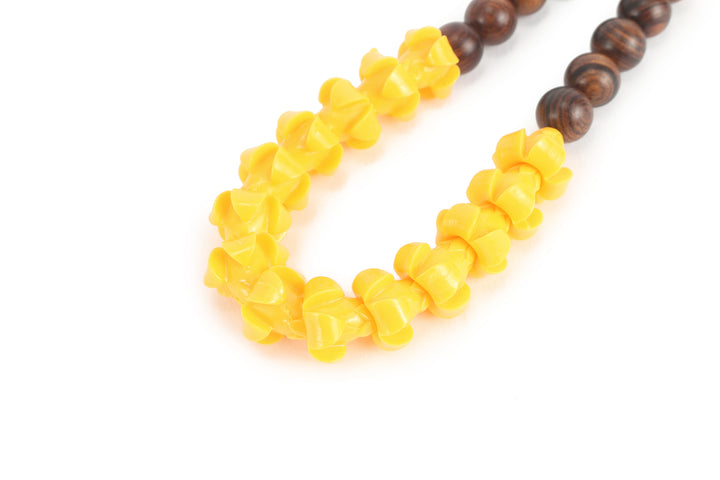Lei Deco Charm 1-std Yellow Puakenikeni Wood Bead
