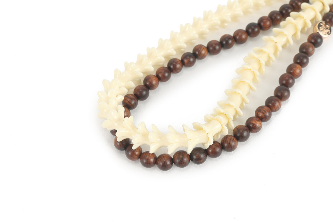 Lei Deco Charm 2-std White Pakalana Wood Bead