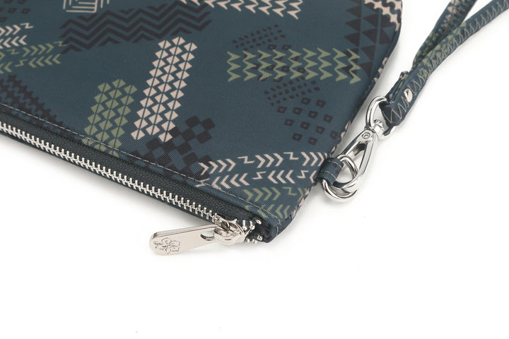 Wristlet Melody Ke&
