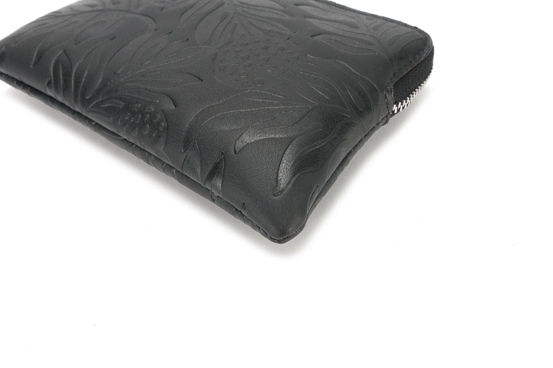 Wristlet Judy Ulu Embossed Black